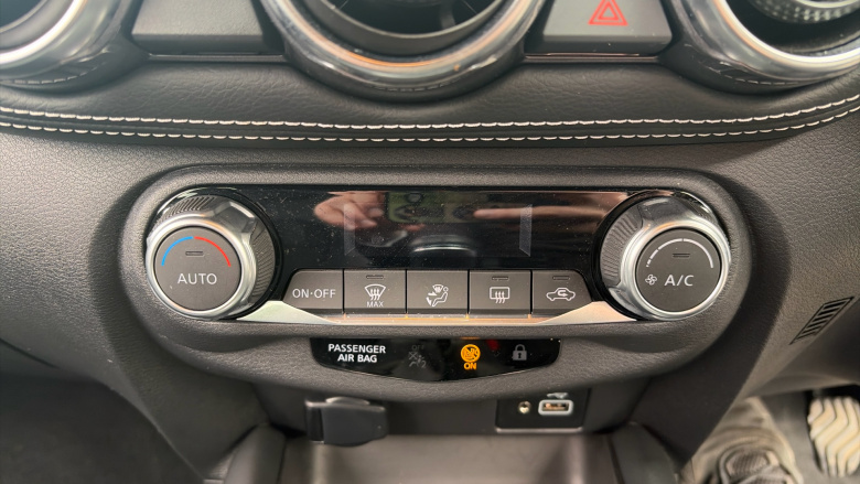 Nissan Juke 1.0 DiG-T 114 N-Connecta 5dr Petrol Hatchback